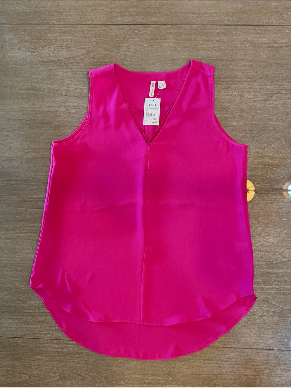 Cato NWT Bright Fuchsia V-Neck Sleeveless Camisole